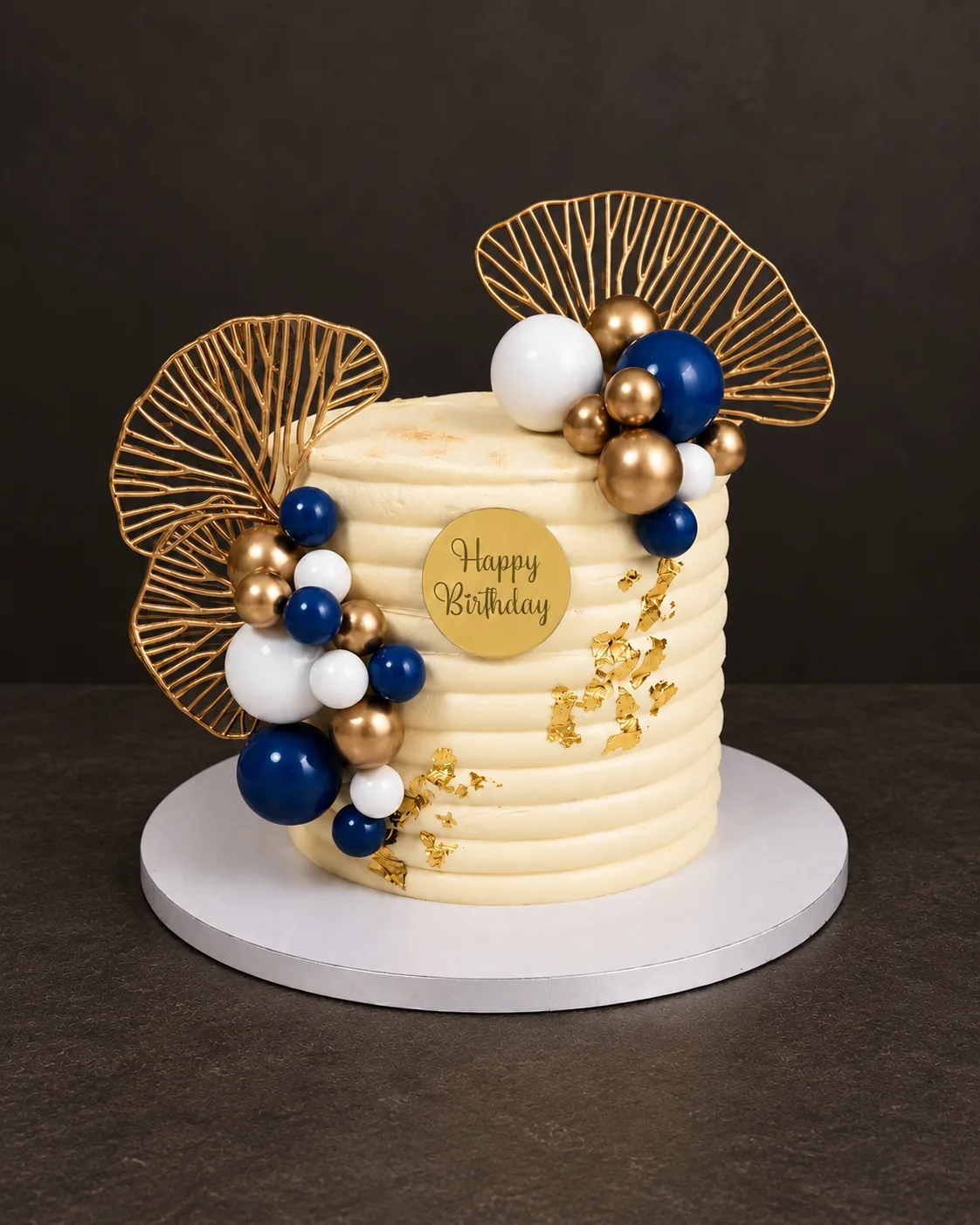 Cake with gold details